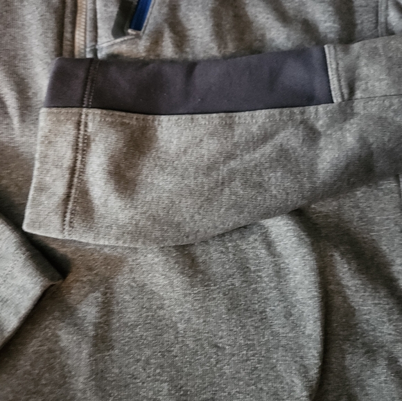 The North Face Women's sweater - Picture 6 of 14